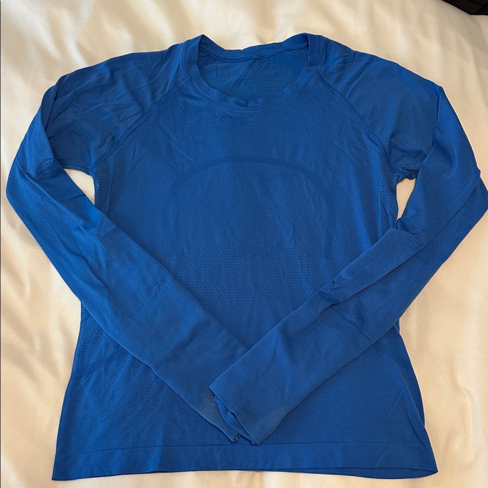WOMENS LULULEMON TOP